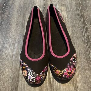 Original Muck Boot Women’s Size 9  Breezy Ballet Flats Brown Floral Shoes